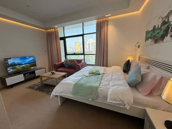 Flat for Rent in Dubai – Prime Location Near Internet City Metro