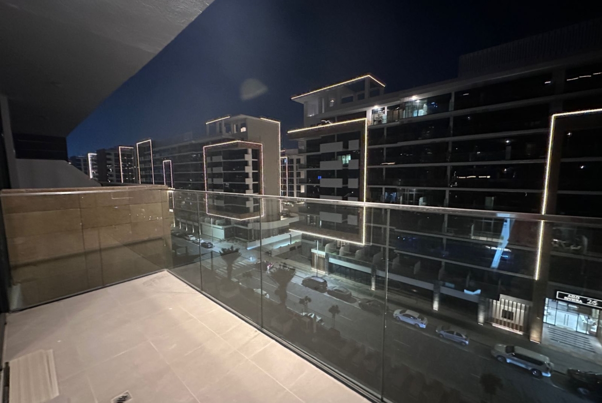 Luxury 1-Bedroom Apartment for Rent in Azizi Riviera, Dubai