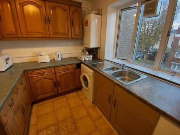Cheap 2-Bedroom Flat for Rent in Luton