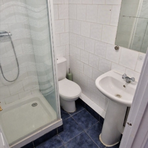 Cheap 2-Bedroom Flat for Rent in Luton