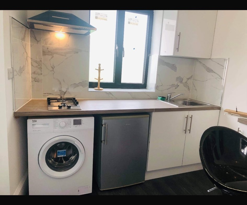 Cheap 2-Bedroom Flat in Luton for Rent