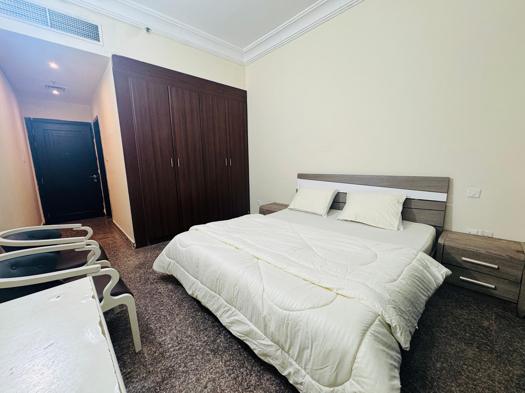 Luxury 1-Bedroom Apartment for Rent in Azizi Riviera, Dubai