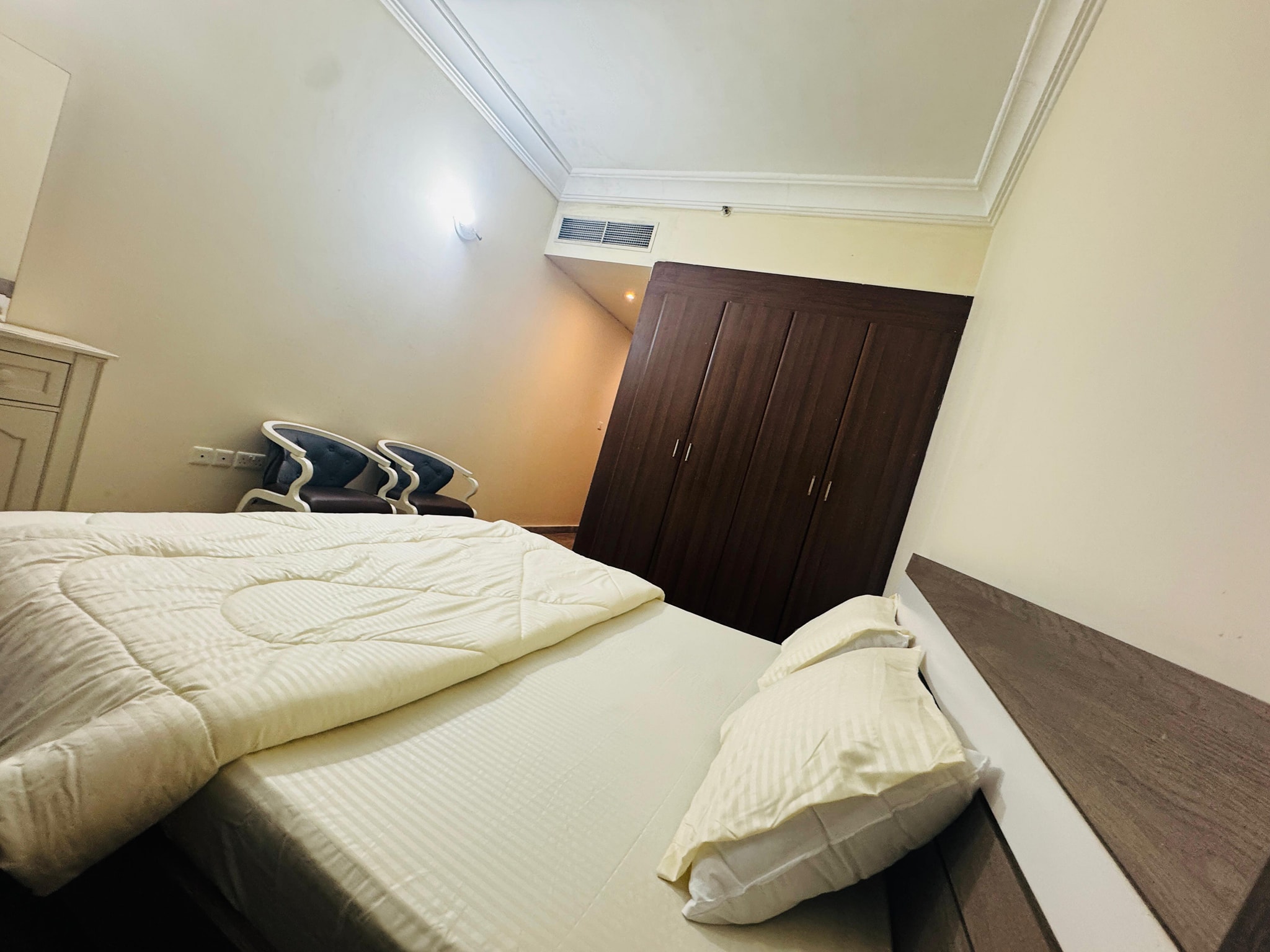 Luxury 1-Bedroom Apartment for Rent in Azizi Riviera, Dubai