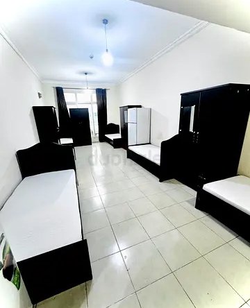 Partition for rent in Al Barsha 1