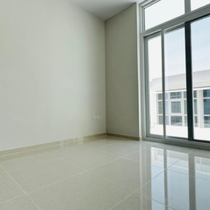 Townhouse to Rent in Dubai Near burj khlifa