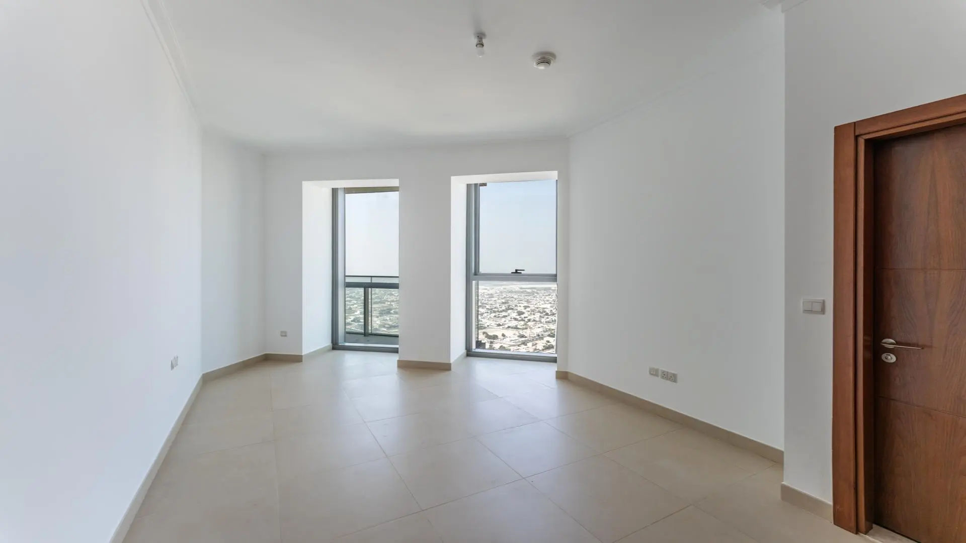 Apartments for Rent in Dubai Marina – Near DMCC Metro Station