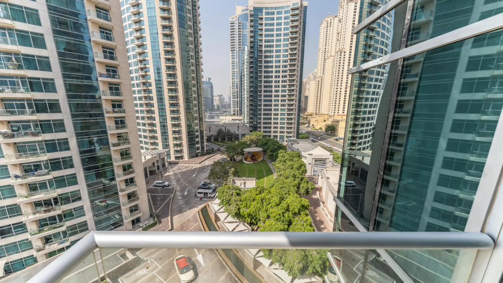 Top Pros & Cons of Living in Al Nahda, Dubai (in 2025)