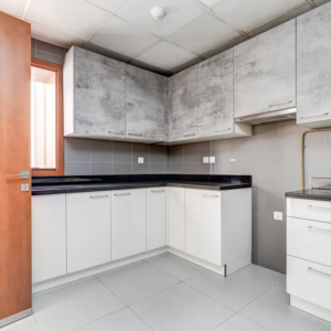 Spacious 3 bedroom Dubai apartment high floor Blue Reef Building