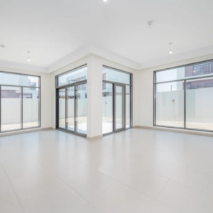 Text: 4 Bedrooms Townhouse Dubai South – Brand New