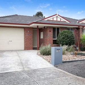 House Rent Hillside VIC – 3 Bedroom Family Home