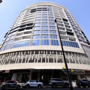 Luxury apartment Dubai with 1 bedroom, 2 bathrooms, balcony, and parking in Al Barsha