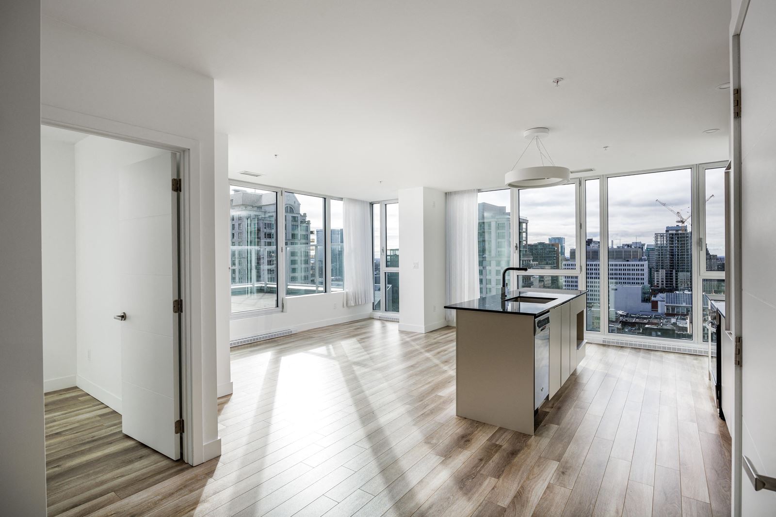 Stanbrooke Montréal Apartments – Golden Square Mile Rentals