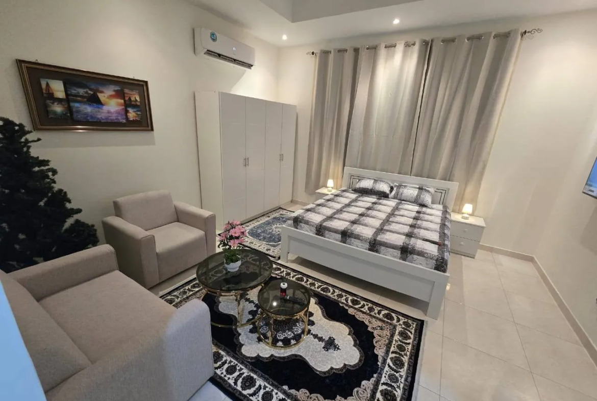 Cheap Room for Rent in Burj Khalifa