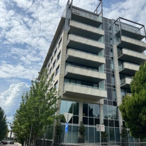 Stunning luxury furnished apartment in Barton ACT