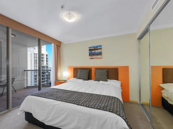 Furnished Apartment in Brisbane with balcony view