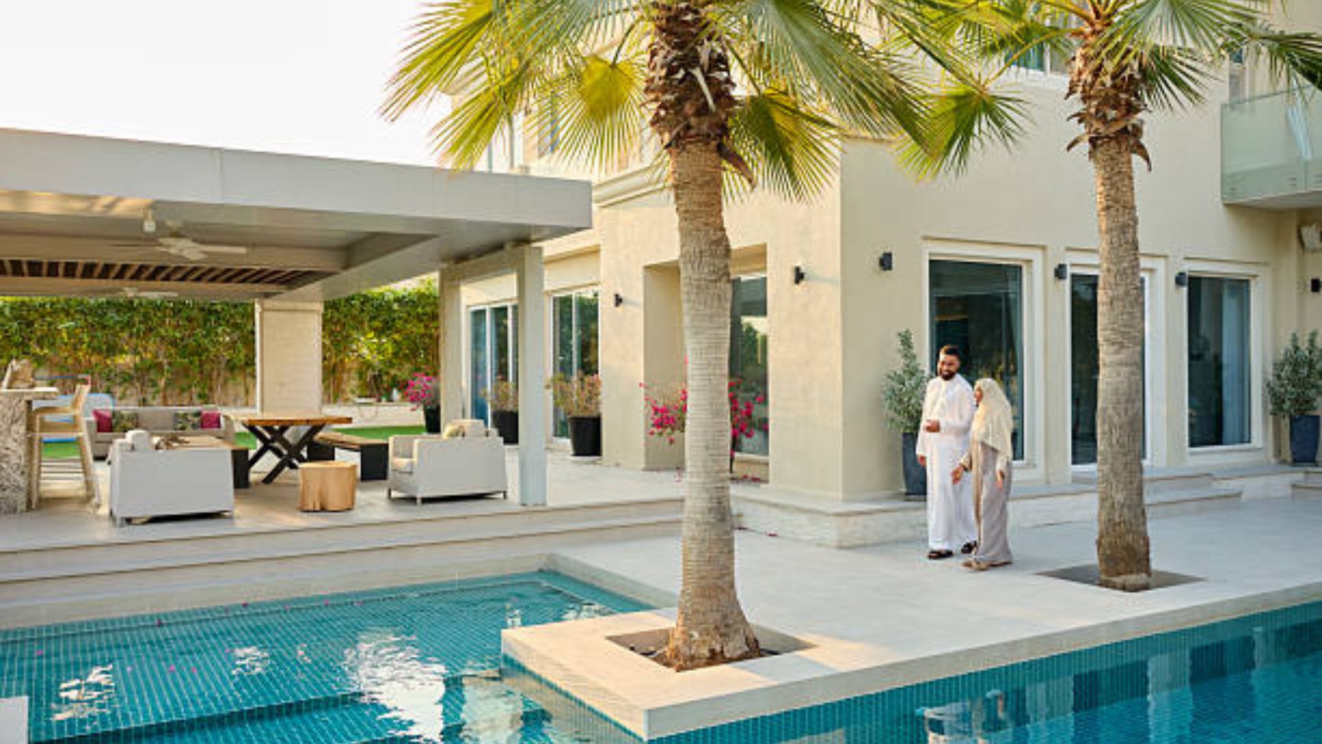 Homes with private pools for rent in Dubai