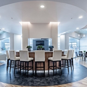 Modern luxury Pointe Claire apartments for rent in Montreal with balcony and city views