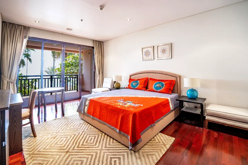 Luxury Apartment Dubai with Beach Access