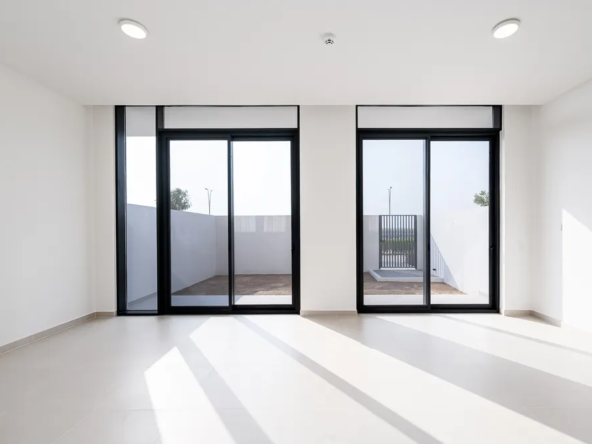 Greenview Townhouse Dubai – 3-Bedrooms & Garden