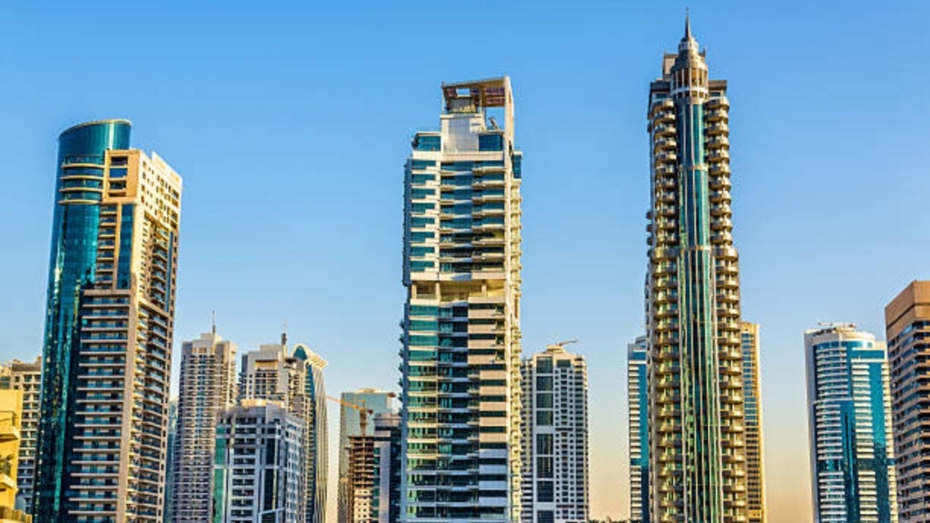 Luxury vs Affordable Apartments in Dubai