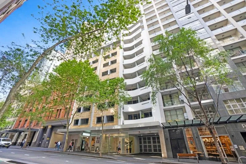 Modern Sydney Apartment in CBD Oaks Trafalgar