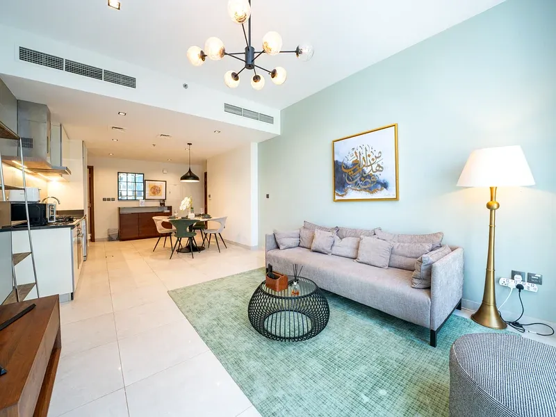 Luxury 1BR apartment in Marina Gate Dubai with city views