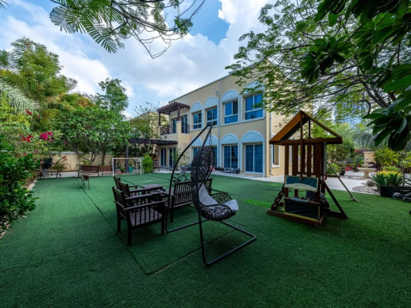 JVT 5 Bedroom Villa for Rent in Dubai with Garden