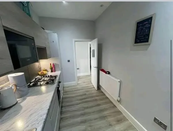 Apartments for Rent in Los Angeles – 11750 Wilshire Blvd