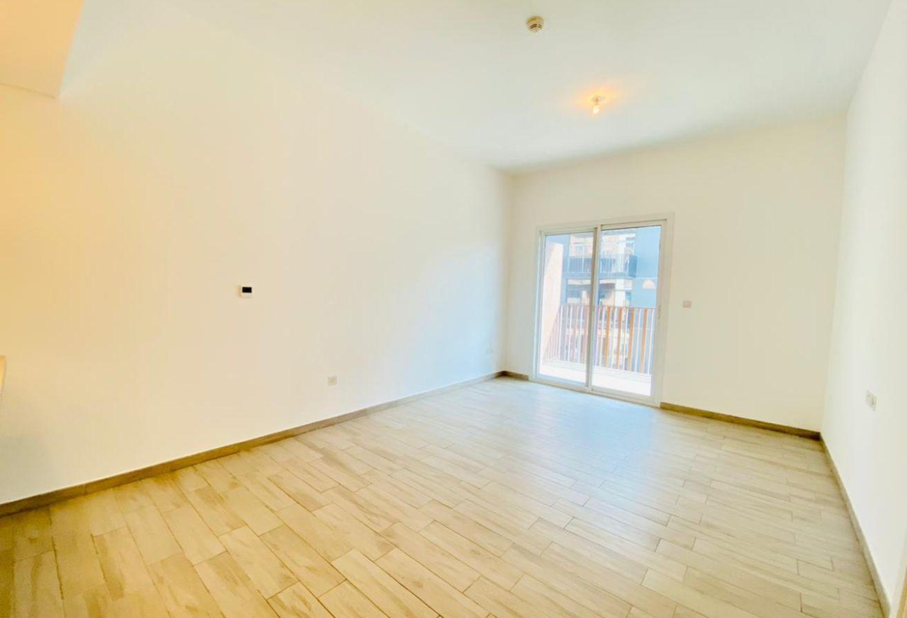 Luxury JVC apartment for rent in Eaton Place Dubai with pool, gym and parking