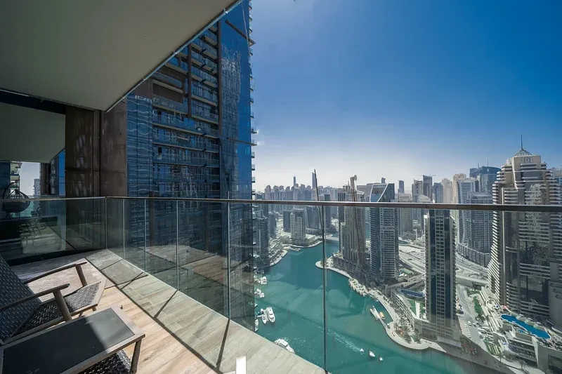 Luxury 1-bedroom furnished apartment in Jumeirah Living Marina Gate Dubai Marina with stunning views