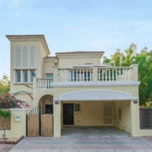 2-Bedroom Jumeirah Village Triangle Villa for Rent in Dubai UAE with Garden