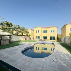 Legacy Nova Villa for Rent in Jumeirah Park Dubai UAE with Private Pool