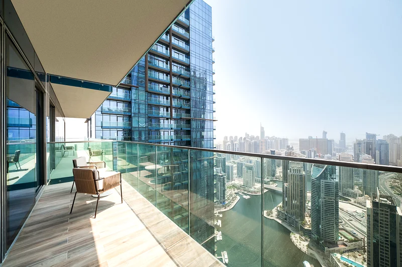 Luxury 1 bedroom furnished apartment for rent in Jumeirah Living Marina Gate, Dubai Marina UAE