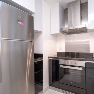 Luxury 1-bedroom apartment in Damac Heights Dubai with sea view