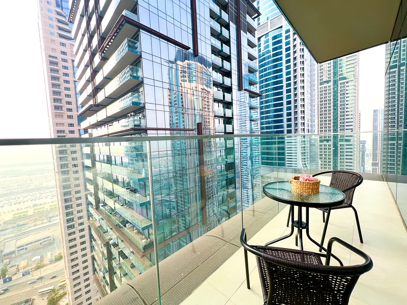 Marina Gate 2 luxury apartments with marina view Dubai