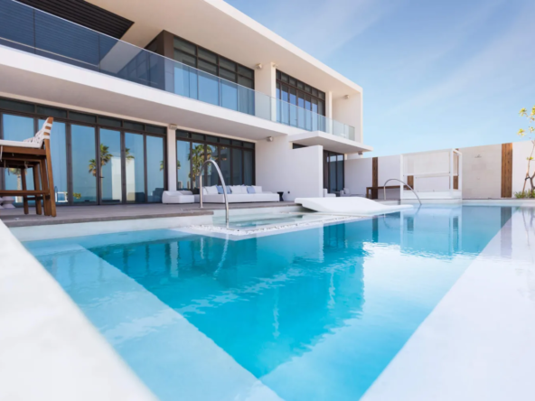 Dubai villa for Rent with Private pool