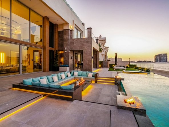 Dubai palm Jumeirah villa for sale