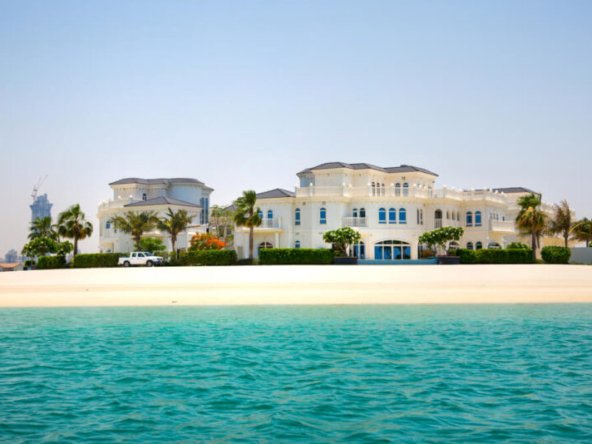 Palm Jumeirah Beach villa