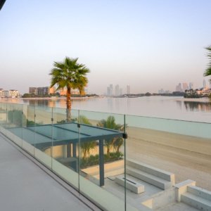 Palm Jumeirah Signature villa for sale