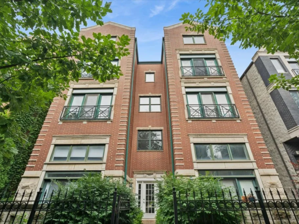 Apartment in Chicago for sale