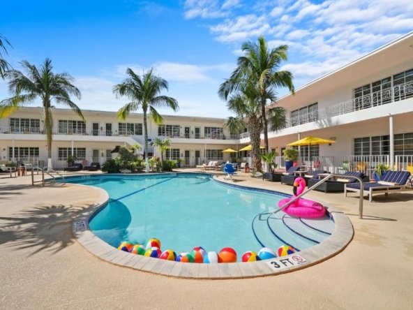 Tradewinds Apartment Hotel Miami Beach