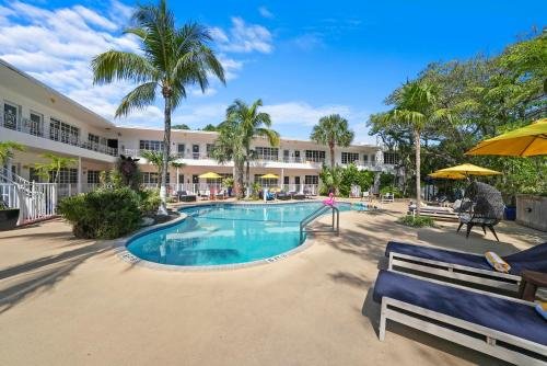 Tradewinds Apartment Hotel Miami Beach